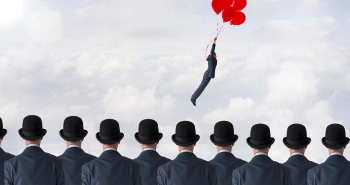 Embracing the Mid-Life Riser: Redefining Success in the Second Act of Your Career - Alexandra Humbel